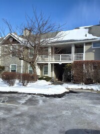 Building Photo - 806 Lenox Rd