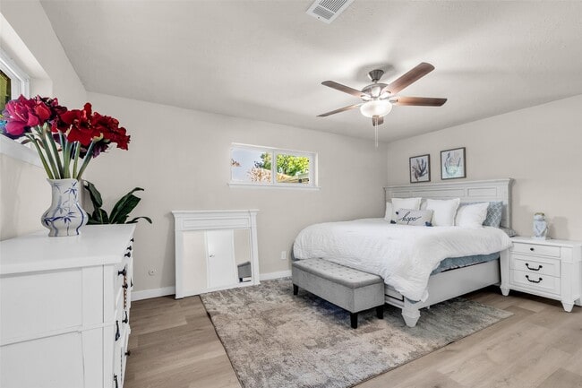 Building Photo - 1714 Pamela Ln