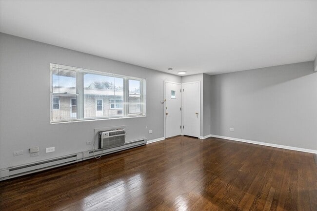 Building Photo - 6212 W 64th Pl