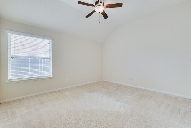 Building Photo - 2706 Night Song Dr