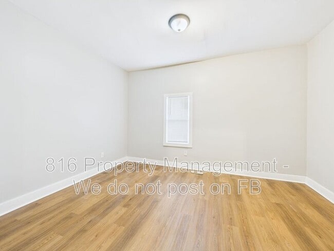 Building Photo - 2712 Park Ave