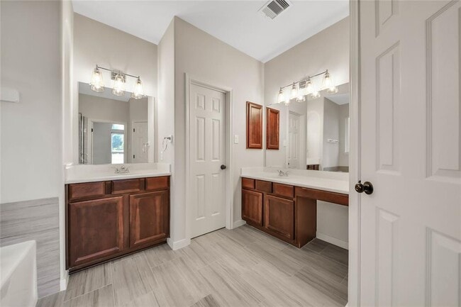 Building Photo - 26618 Blanchard Grove Dr