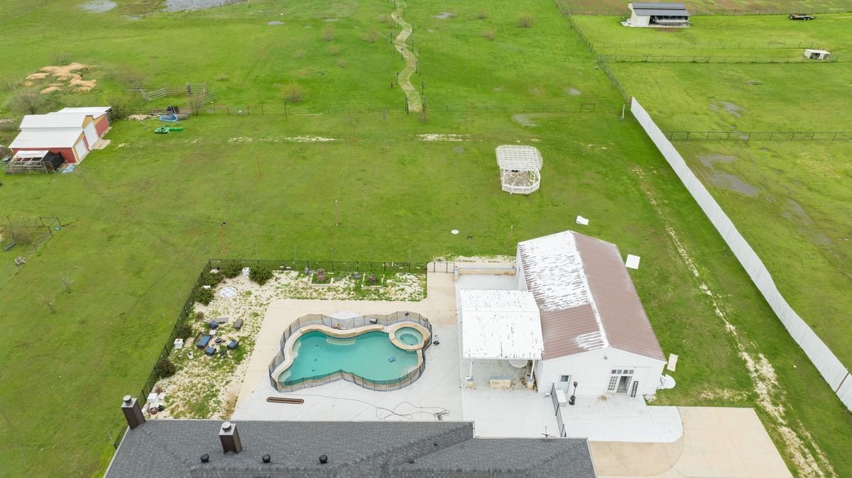 Building Photo - 1192 Seaborn Rd