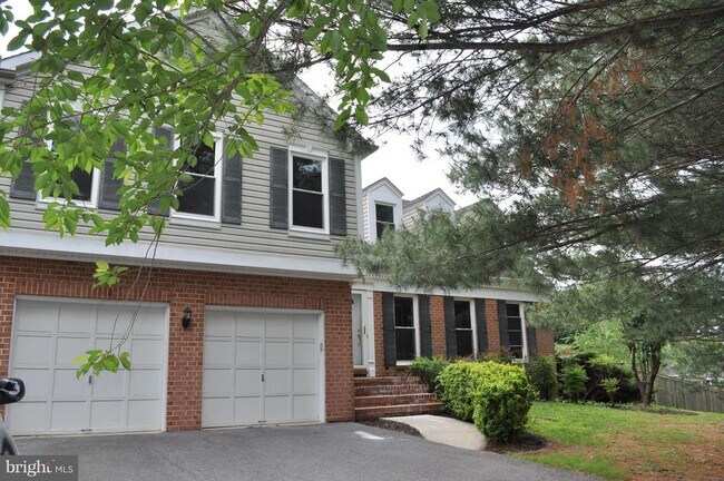 Building Photo - 14616 Falling Leaf Way