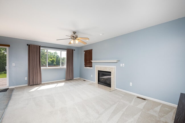 Building Photo - 8312 N Warwick Ct