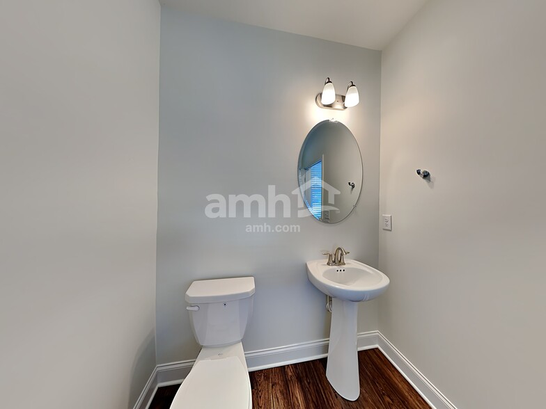 Building Photo - 1390 Ashlyn Ct