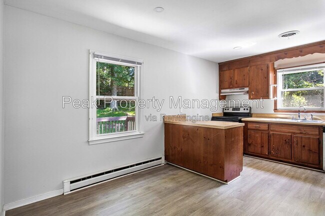 Building Photo - 3801 Grizzard Dr