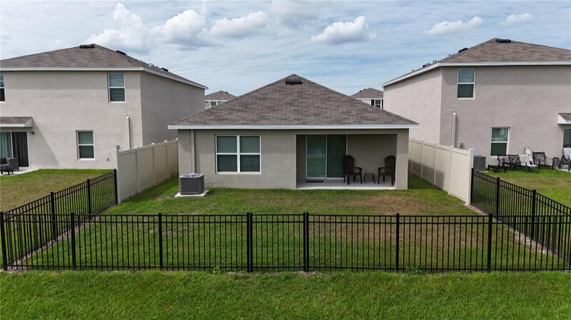 Building Photo - 10048 Big Marsh Ter