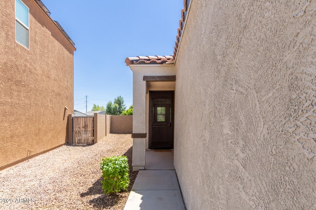 Building Photo - 9551 Silo Cir