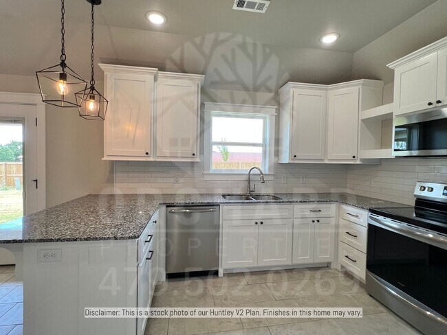 Building Photo - Siloam Springs- Single-Family Home- Popular Huntley Plan