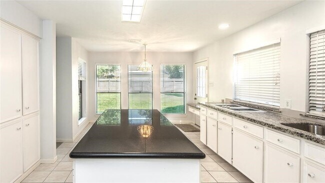 Building Photo - 1518 Durfey Ln