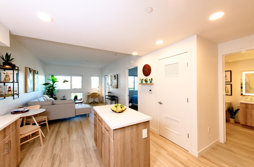 Rising Sun 4210 Spring St La Mesa CA 91941 Apartment Finder