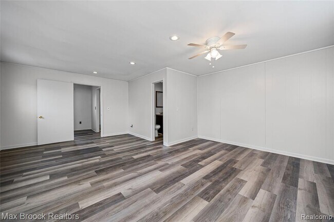 Building Photo - 19217 Birmingham St