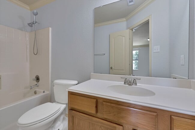 Building Photo - 3416 Stonecrest Cir