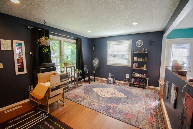 Building Photo - 1308 40th St NW
