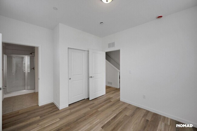 Building Photo - Spacious 3BR Townhome in Broomfield