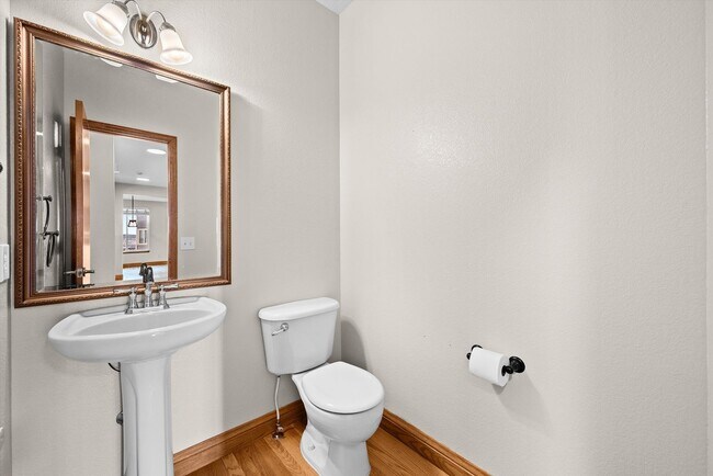 Building Photo - 1820 Sapling Ct