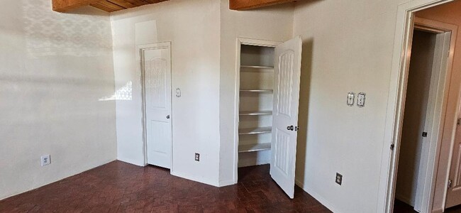 Building Photo - 3939 Rio Grande Blvd NW