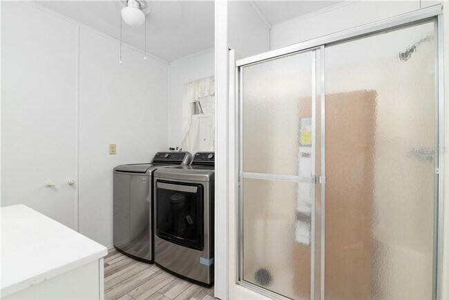 Building Photo - 1003 Dora Ave