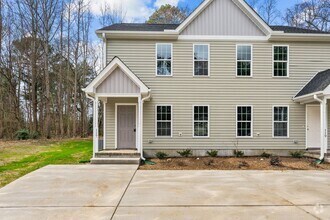 Building Photo - New Construction Townhome!