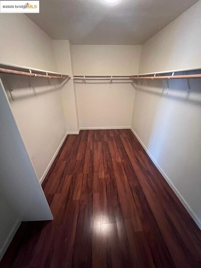 Building Photo - 201 Whimbrel Cir