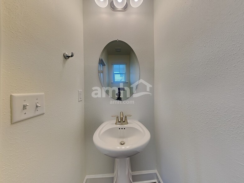 Building Photo - 2653 Sunrise Lndg Lp