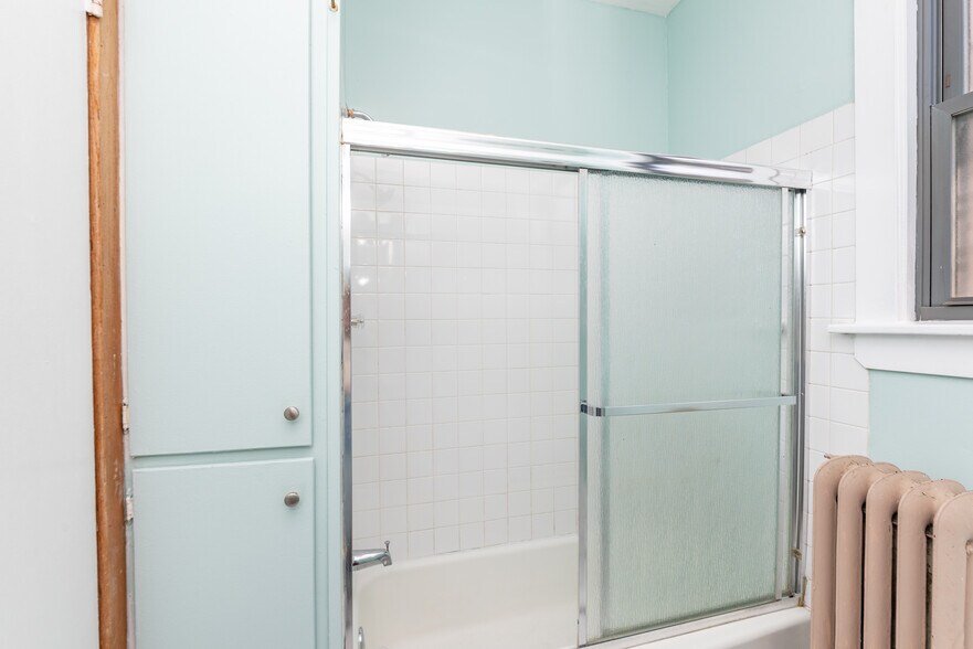 Building Photo - 4255 N Campbell Ave