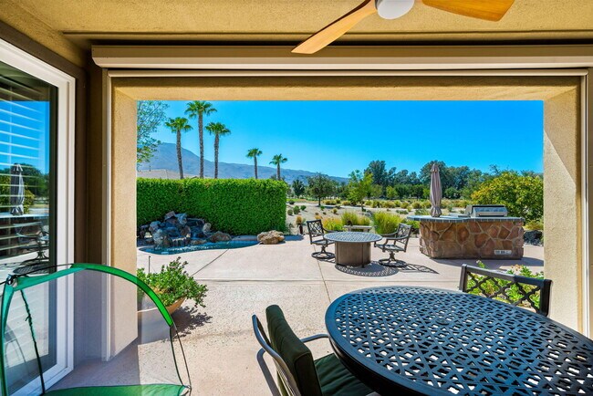 Building Photo - 60661 Juniper Ln