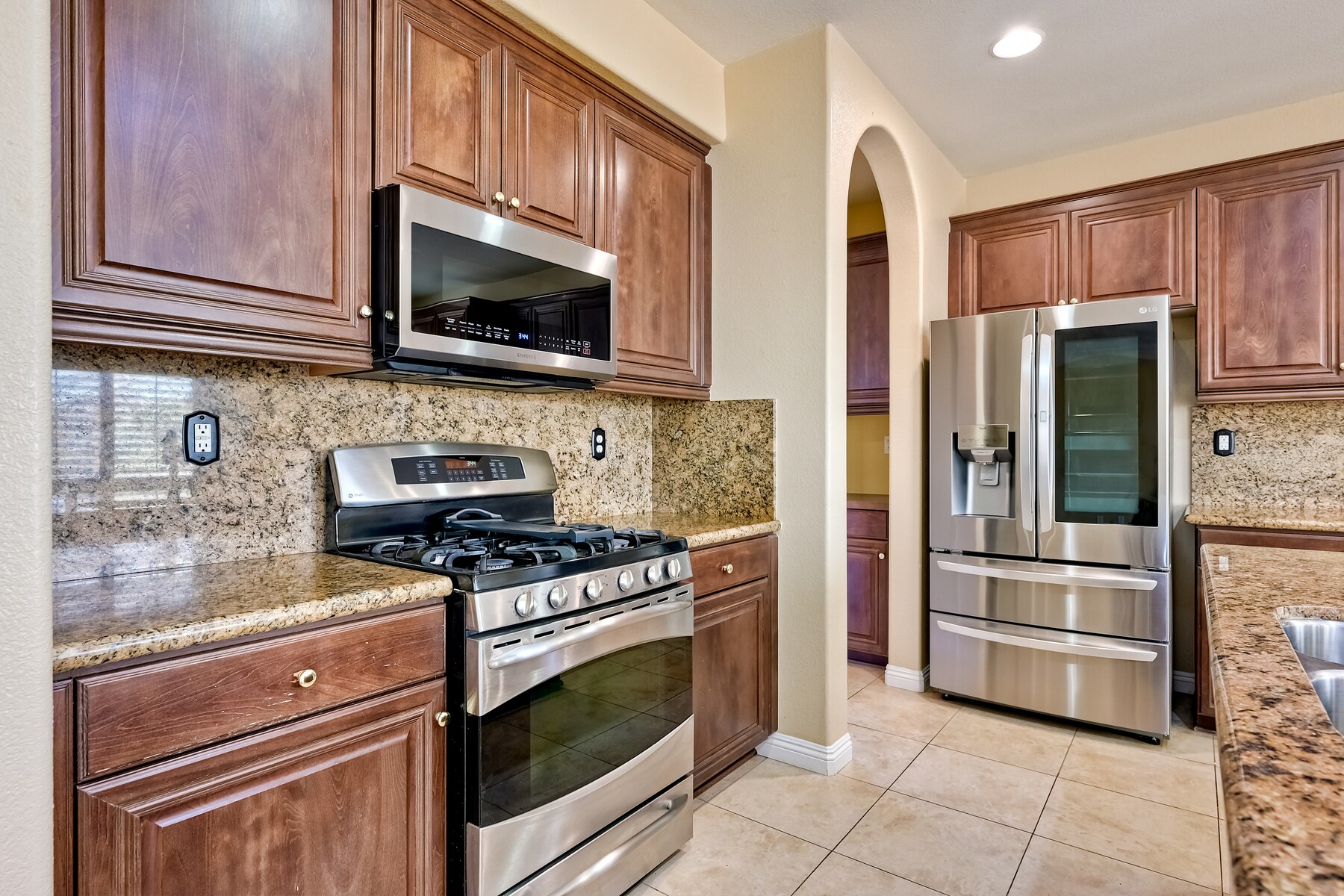 Building Photo - 44401 Penbrook Ln