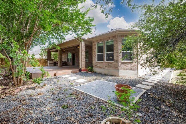 Building Photo - 116 Azimuth Dr