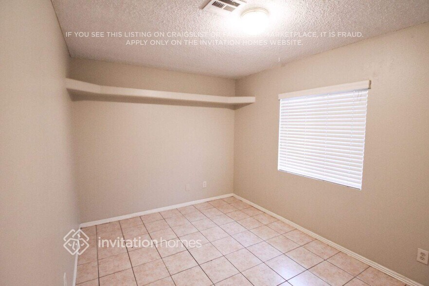 Building Photo - 5902 W Mitchell Dr