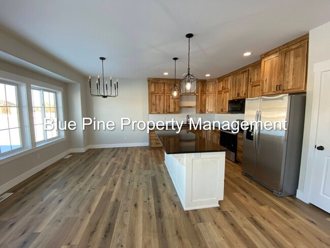 Building Photo - 1104 Cypress Loop