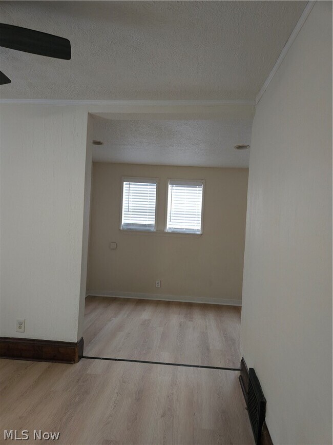 Building Photo - 80 E Ido Ave