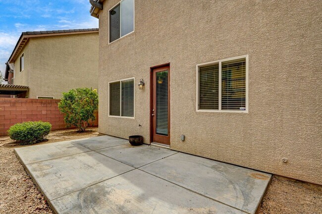 Building Photo - BEAUTIFUL GATED 2 Story, 3 Bedroom Home in...