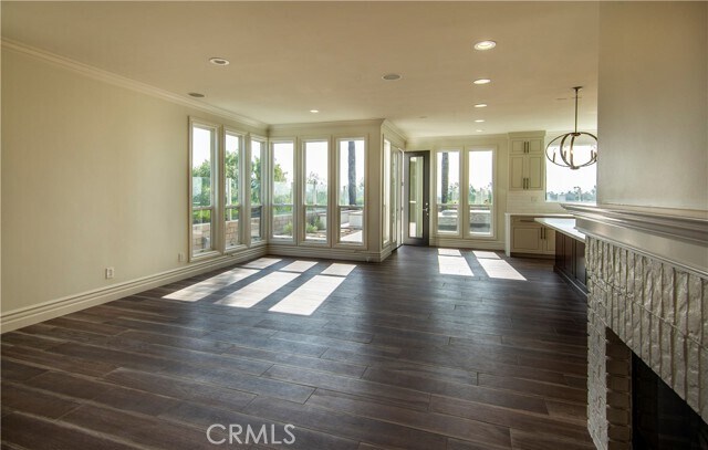Building Photo - 30 Skycrest