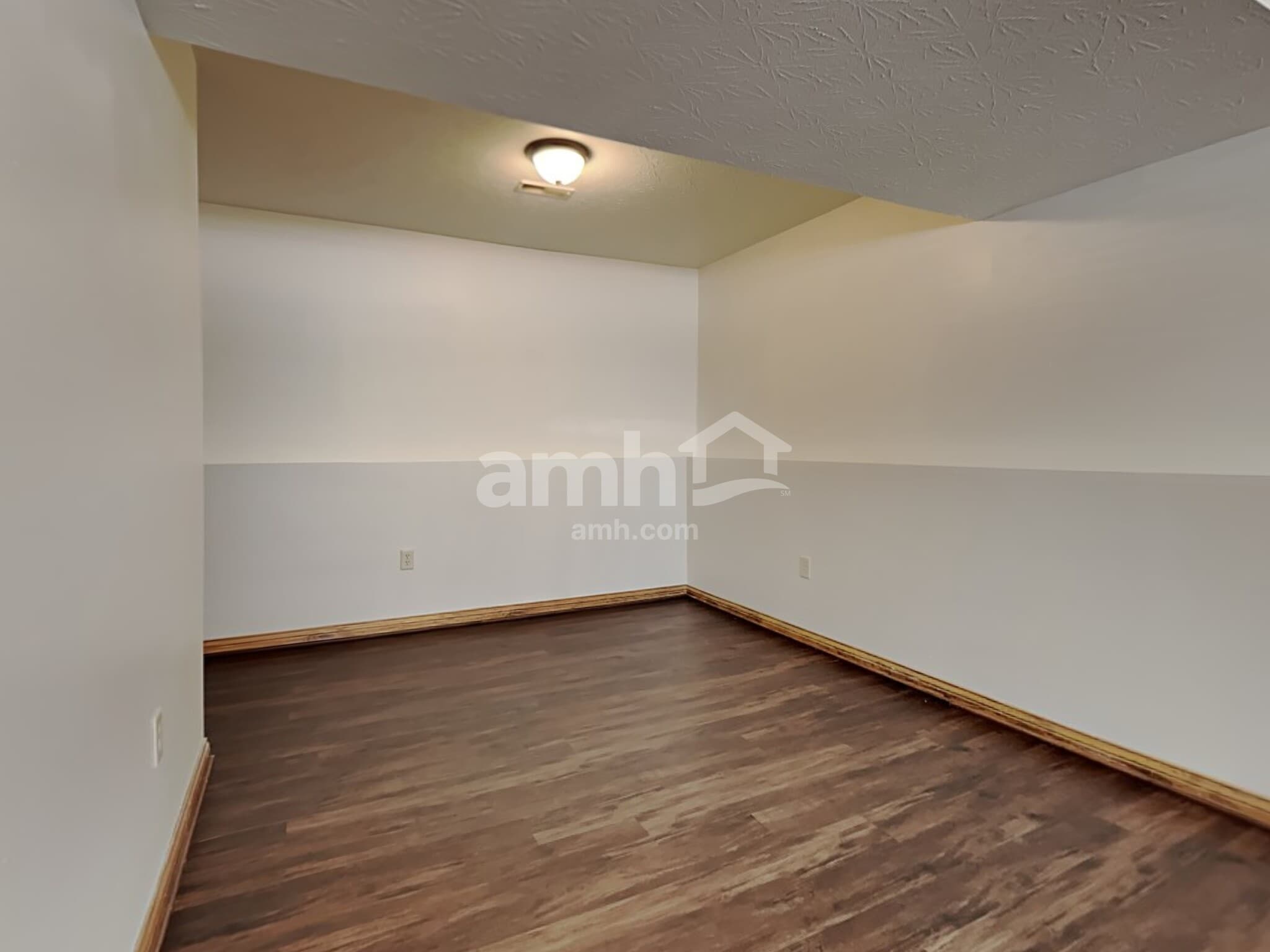 Building Photo - 599 Astoria Ct