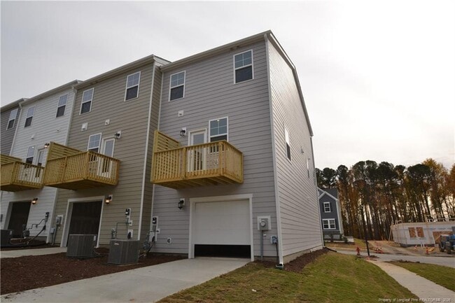 Building Photo - 1860 Woodall Crest Dr