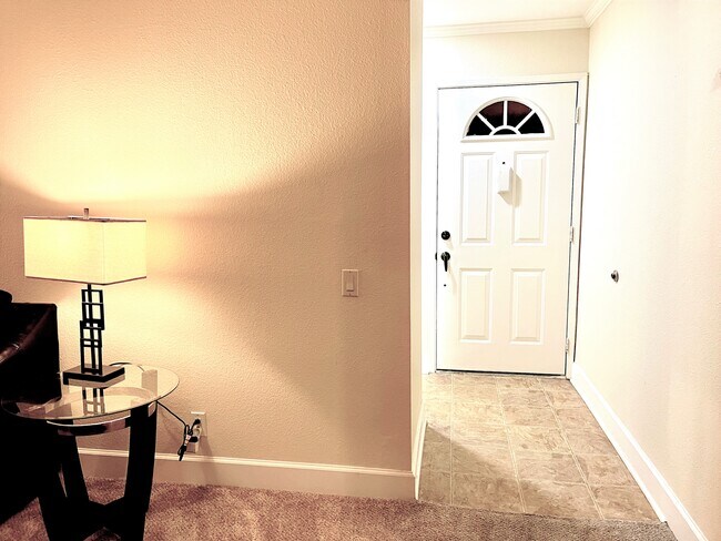 Building Photo - 8604 Via Mallorca