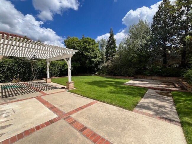 Building Photo - Two Story Stunner in RSM, Now Available!
