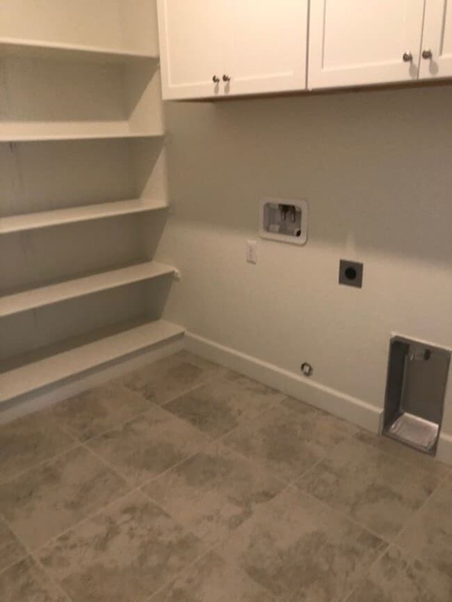 Building Photo - Single Story Stockton Home - Located in Westlake Village