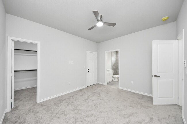 Building Photo - 382 Rd 5704