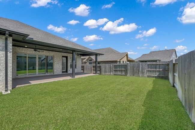 Building Photo - 32336 Noble Crk Dr