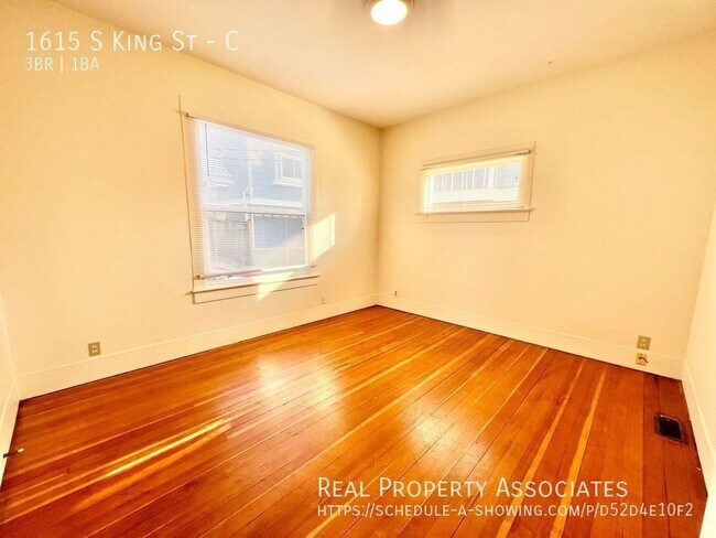 Building Photo - 1615 S King St