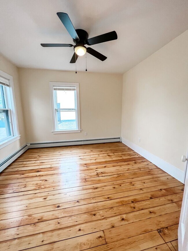 Primary Photo - 27-29 Pine St