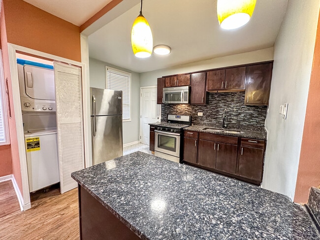 Building Photo - 7926 S Luella Ave