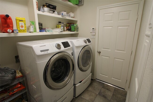 Building Photo - 9406 Heath River Ln