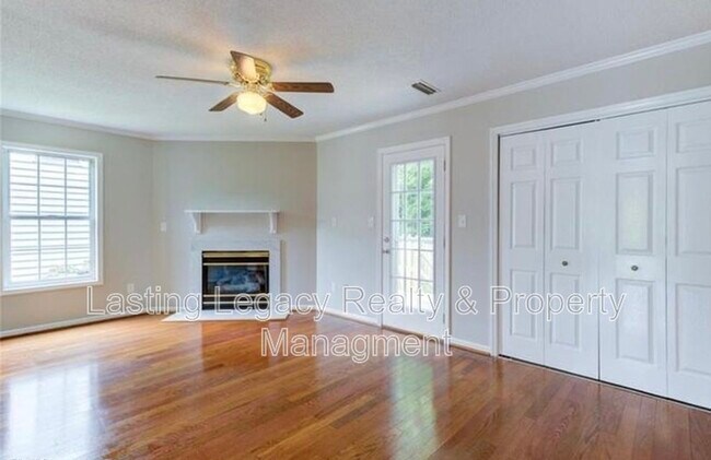 Building Photo - 845 Salem Pointe Ln