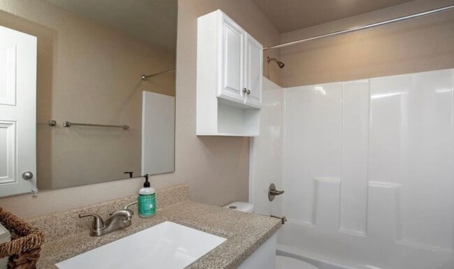 Building Photo - 50 % 0ff 1st Month's Rent!!!