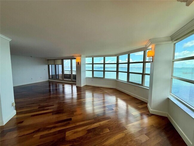 Building Photo - 988 Blvd of the Arts