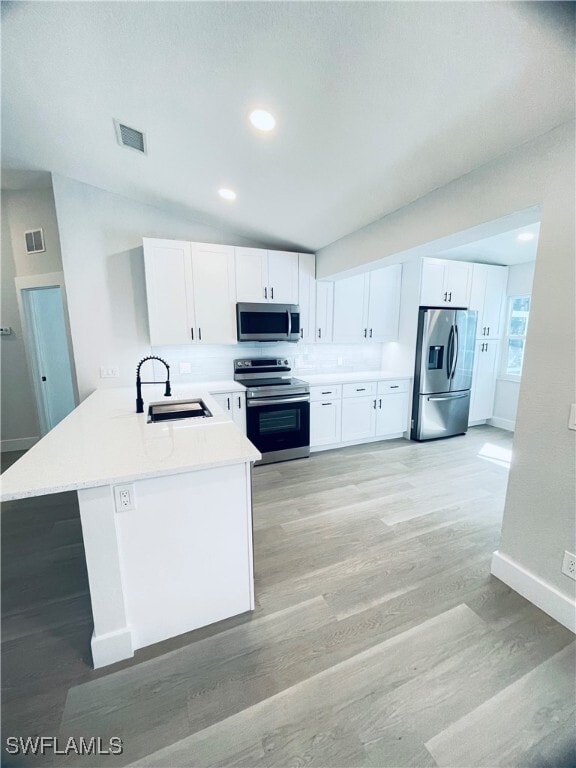 Building Photo - 390 20th Ave NW